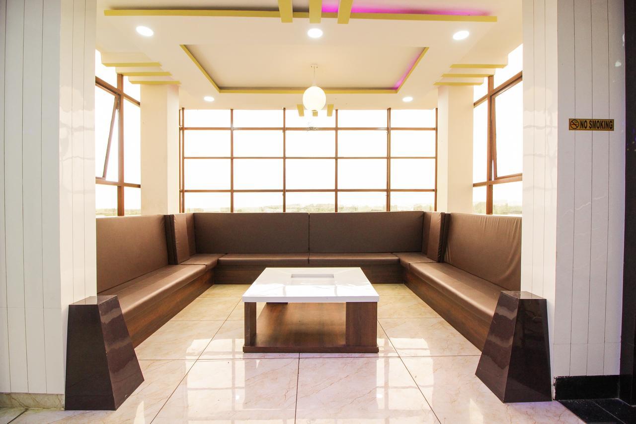 Oyo 15136 Nisarga Lodge Chikmagalur Bagian luar foto