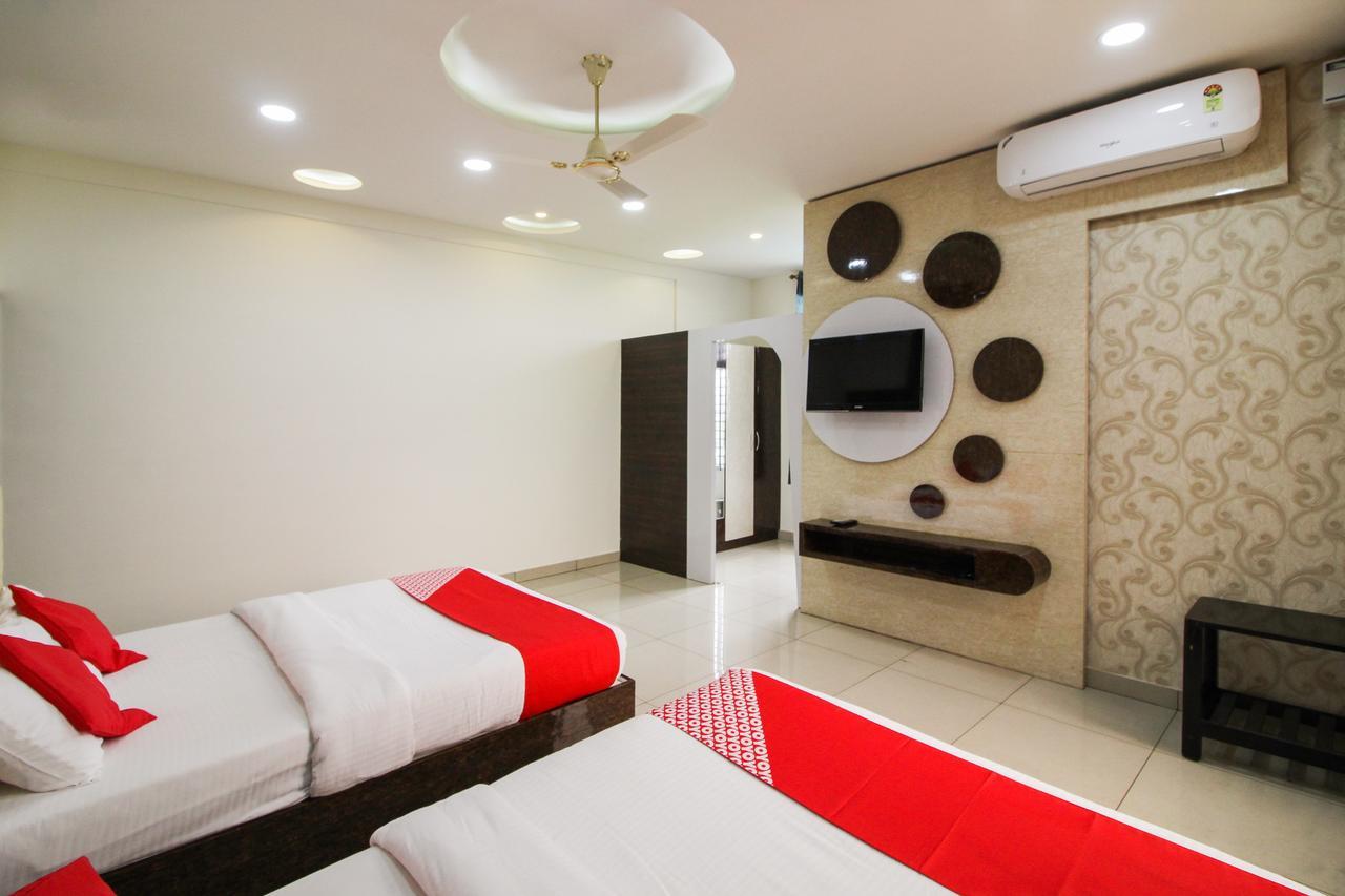 Oyo 15136 Nisarga Lodge Chikmagalur Bagian luar foto