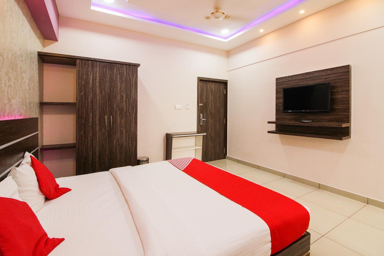 Oyo 15136 Nisarga Lodge Chikmagalur Bagian luar foto